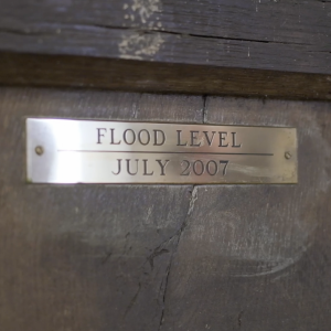Plaque showing the flood level in July 2007